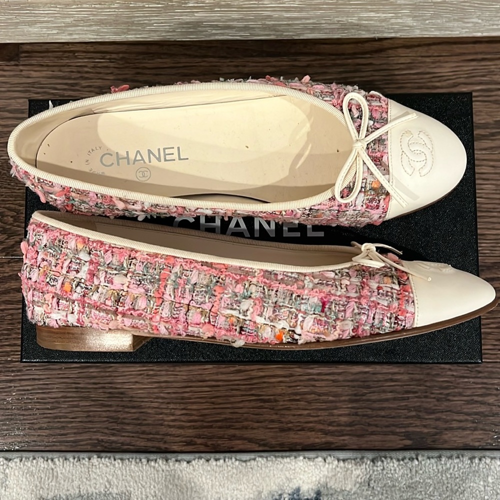 Chanel Tweed/Lambskin Flats